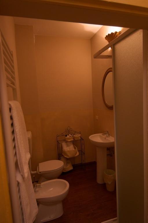 Locanda Guelfo Tredozio Bagian luar foto